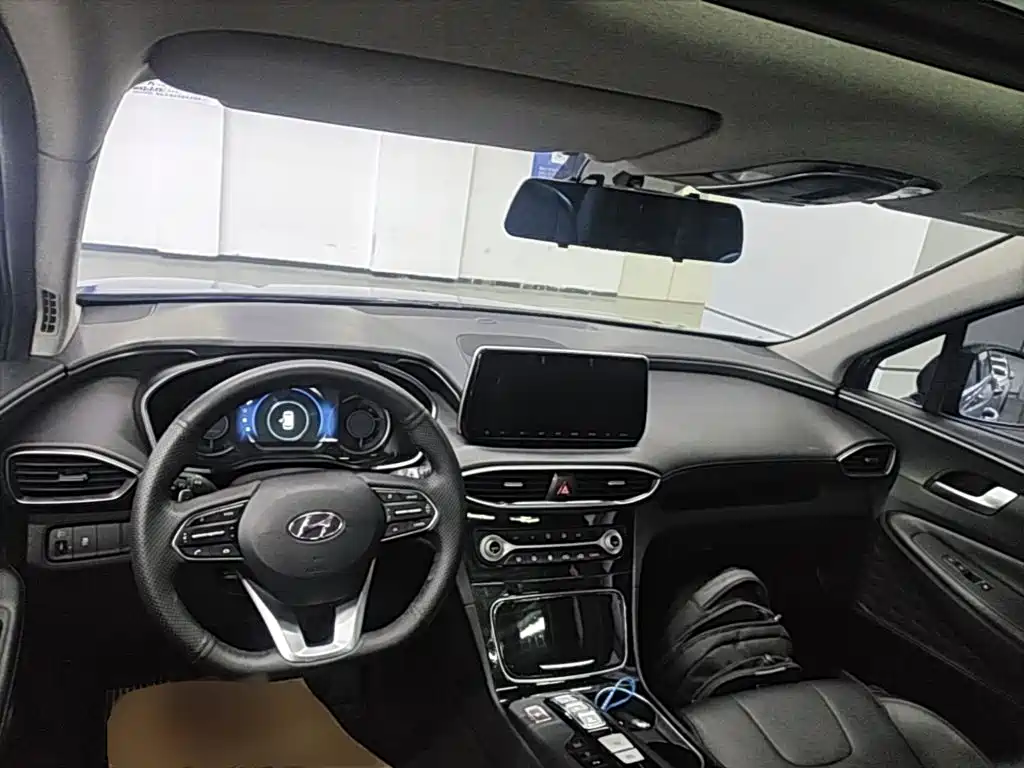 Hyundai Santa Fe — миниатюра 10