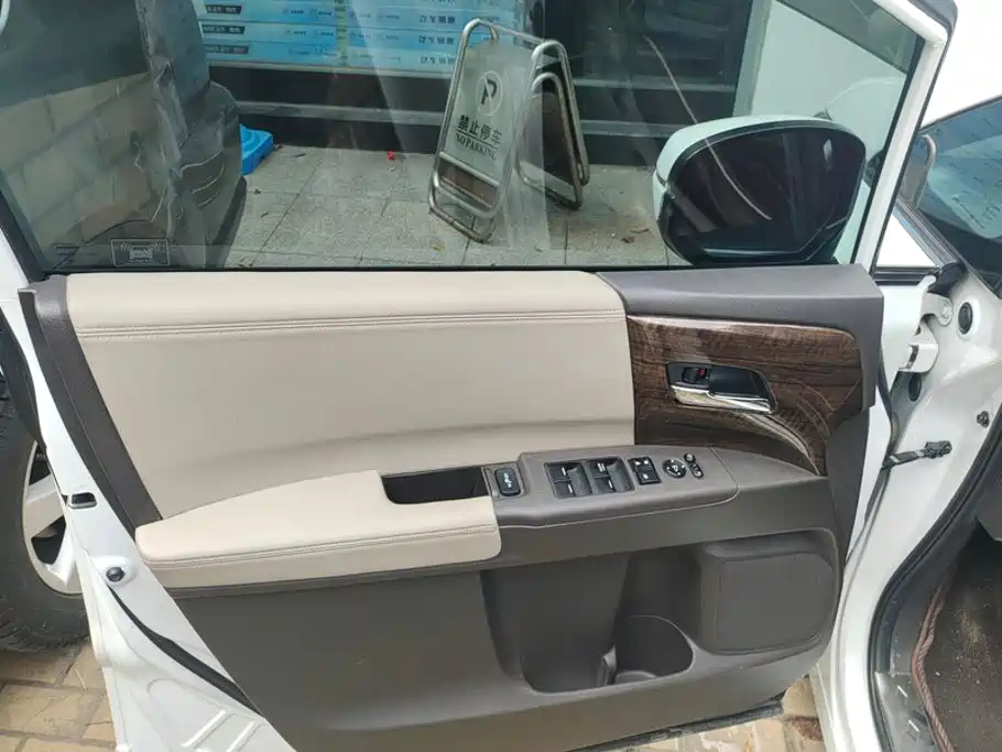 Honda Odyssey — миниатюра 7