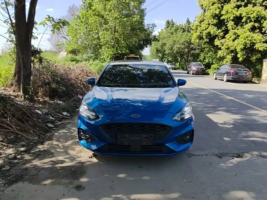 Ford Focus — миниатюра 3