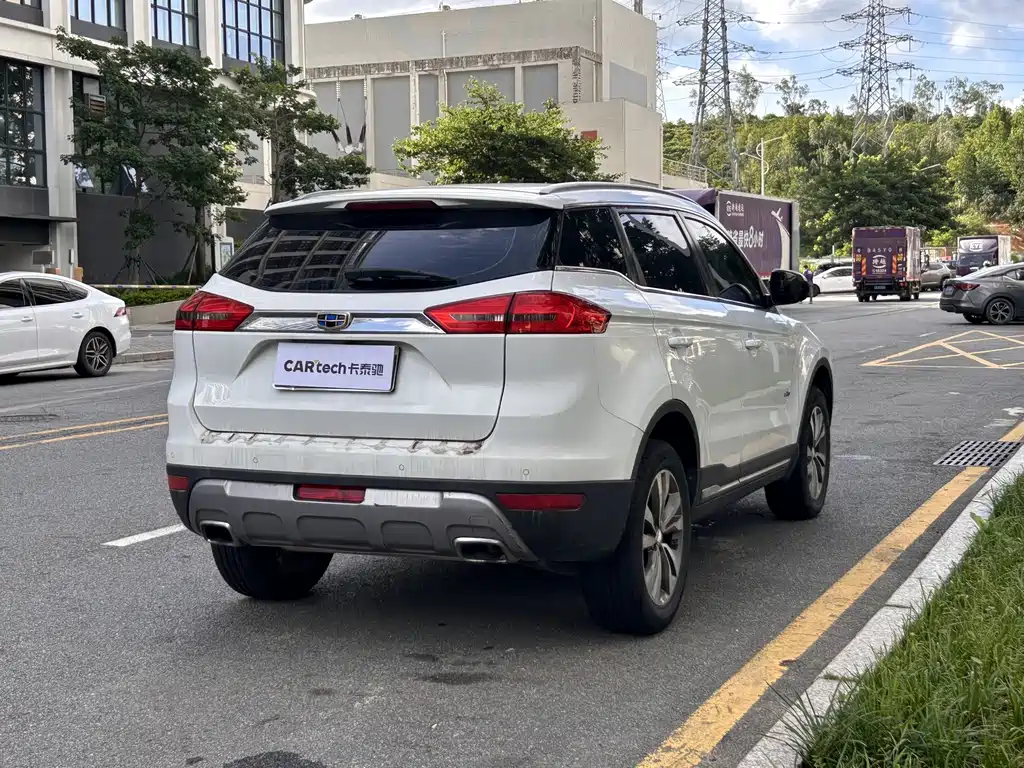 Geely Boyue — миниатюра 4