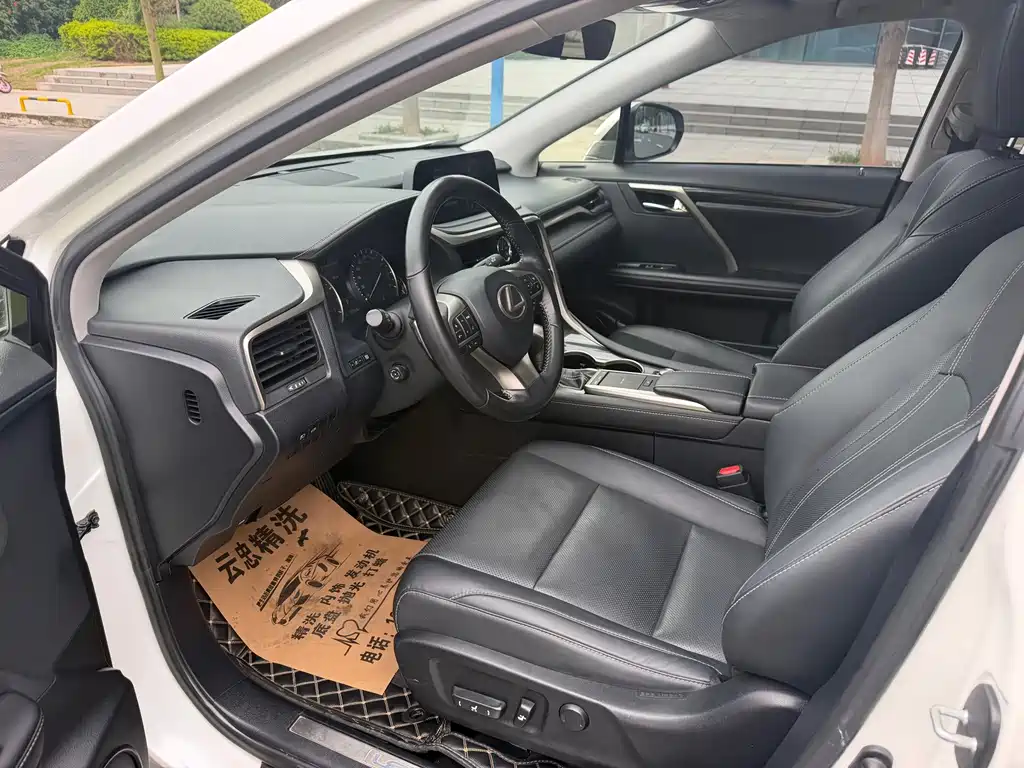 Lexus RX — миниатюра 5