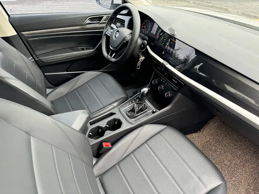 Volkswagen Lavida 2022 1.5L AT Comfort