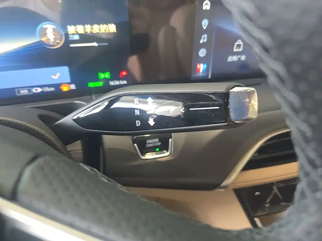 Buick GL8 Hybrid — миниатюра 21