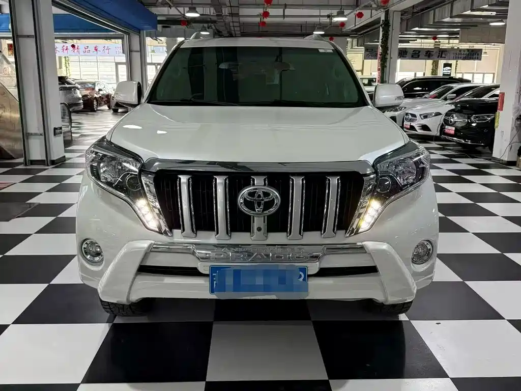 Toyota Prado (Import) — миниатюра 3