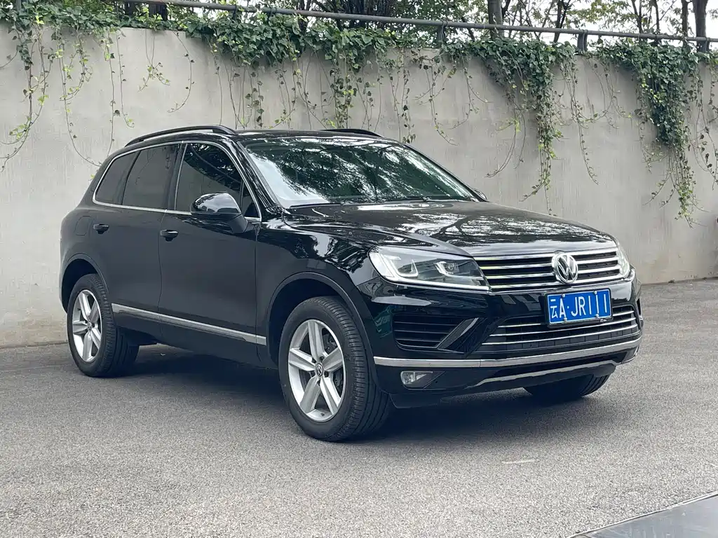 Volkswagen Touareg — миниатюра 3
