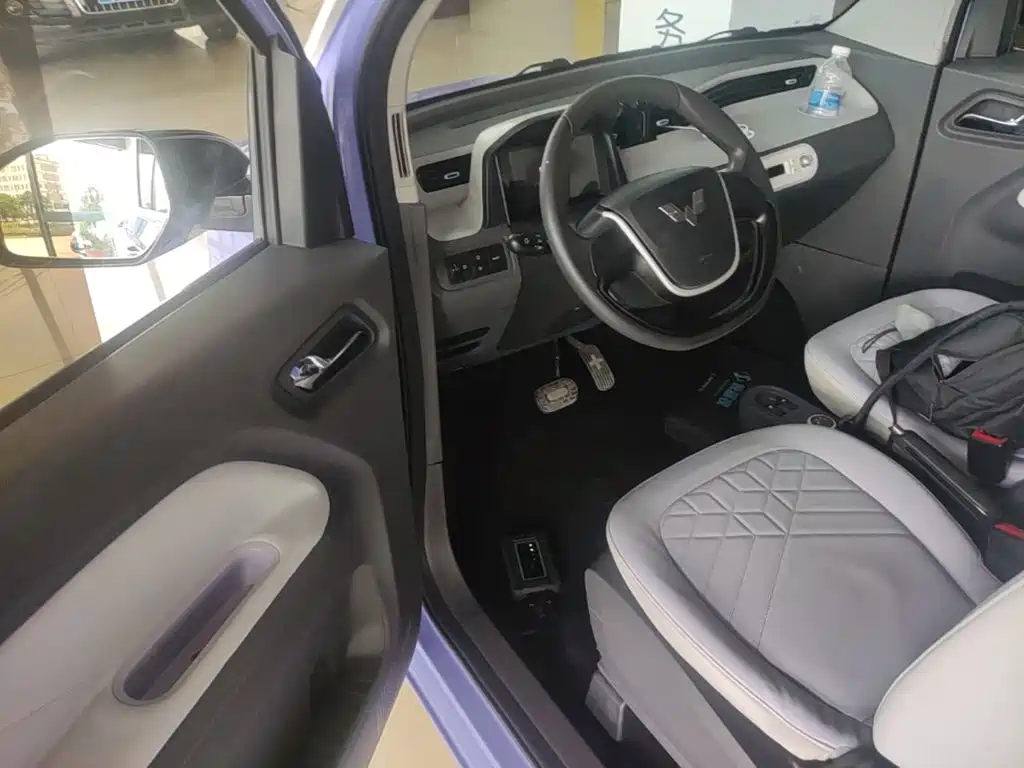 Wuling MINIEV — миниатюра 16