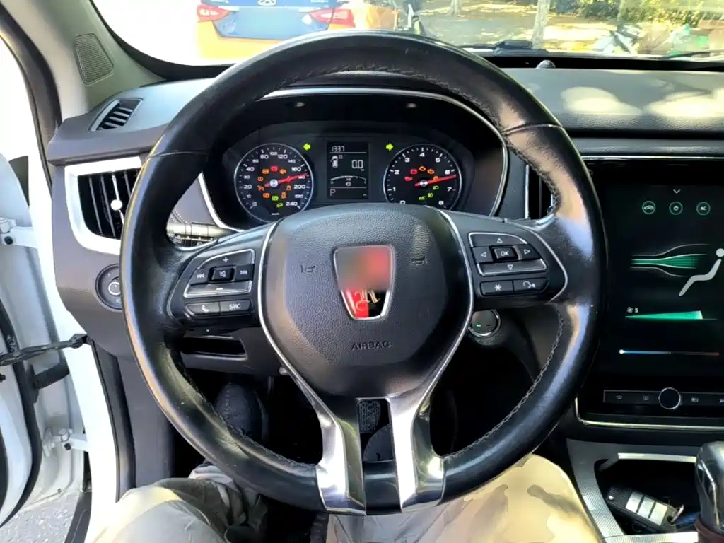 Roewe RX5 — миниатюра 11