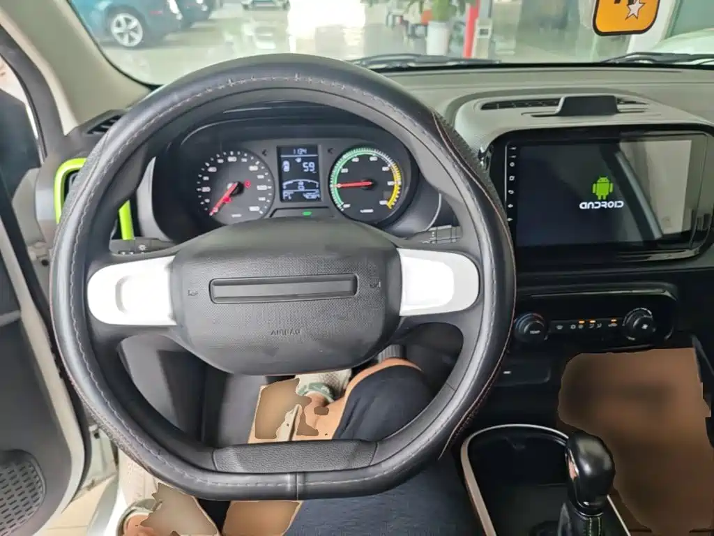 Roewe Clever — миниатюра 11