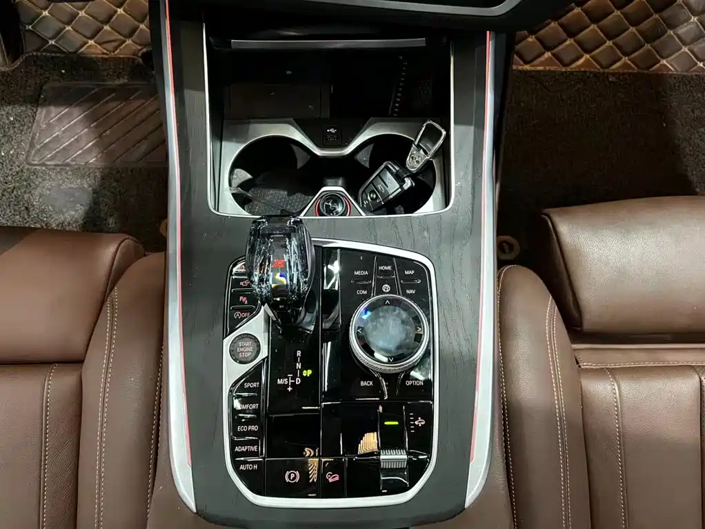 BMW X7 — миниатюра 8