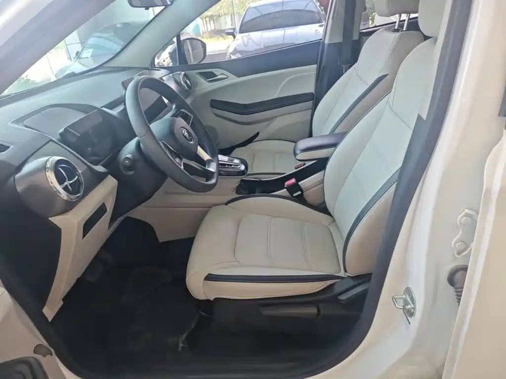 BYD Yuan Pro — миниатюра 15
