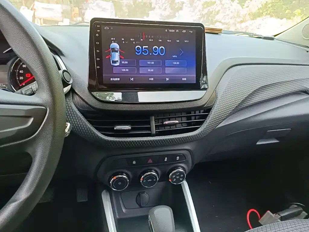 Chevrolet Cavalier — миниатюра 13