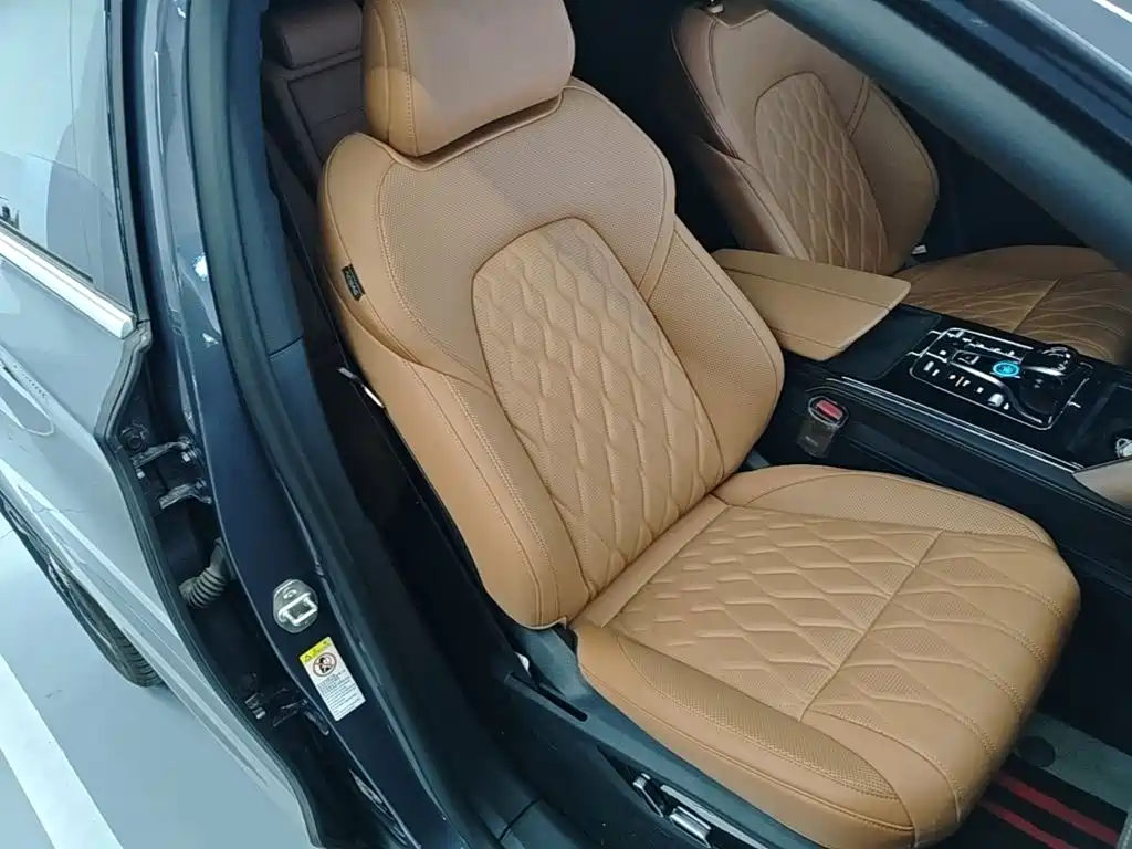 BYD Tang New Energy — миниатюра 25