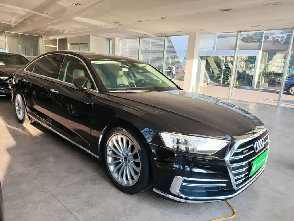 Audi A8 — миниатюра 4