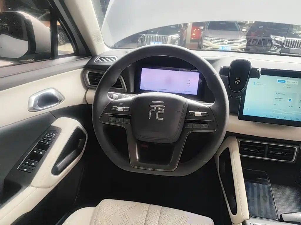 BYD Yuan UP — миниатюра 11