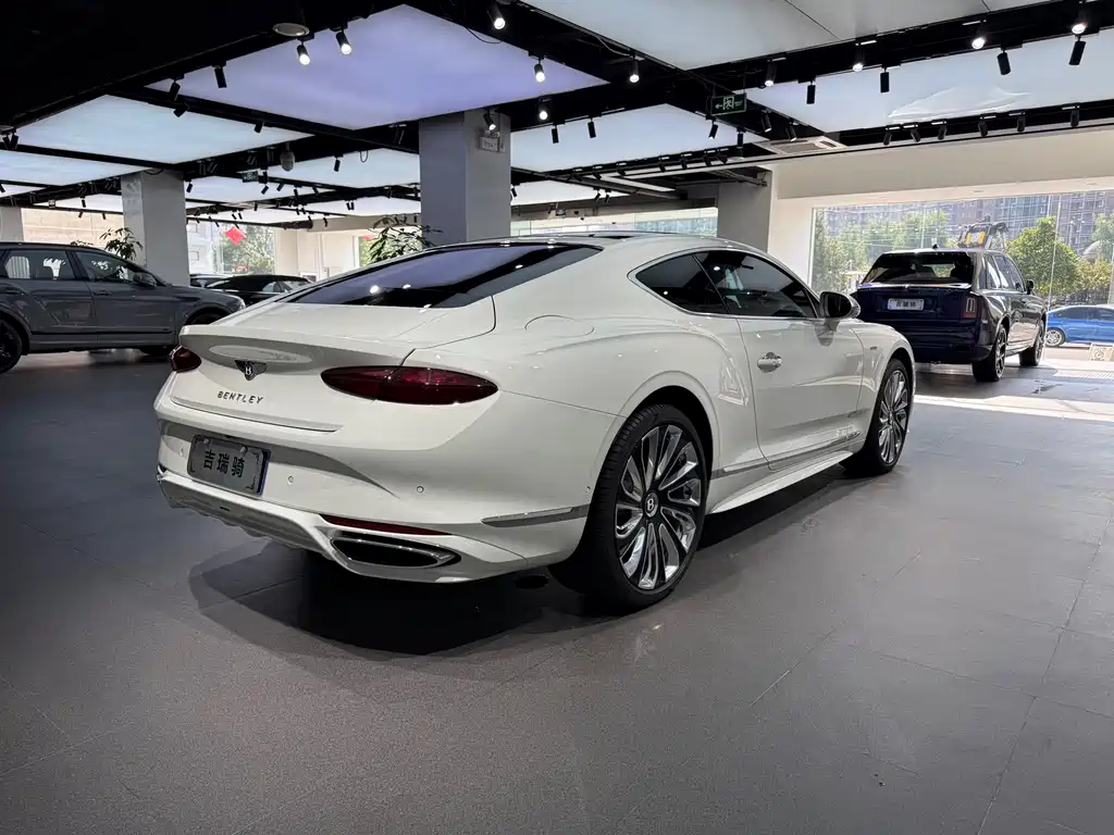 BENTLEY CONTINENTAL PLUG IN HYBRID