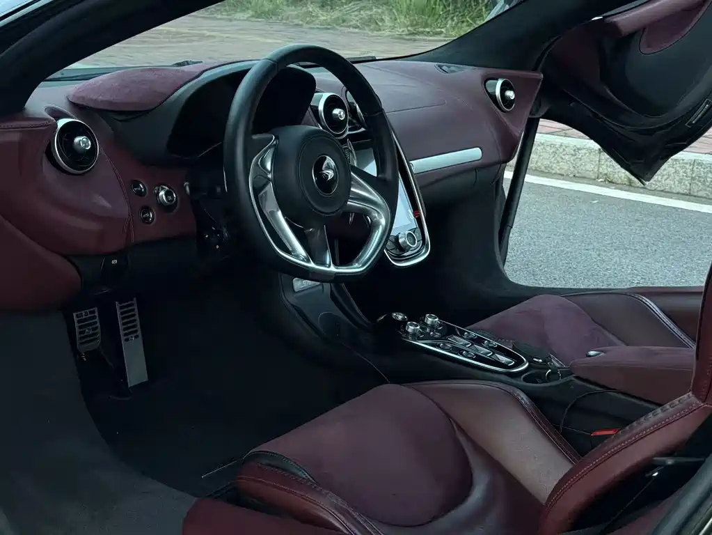 McLaren GT 2023 4.0T