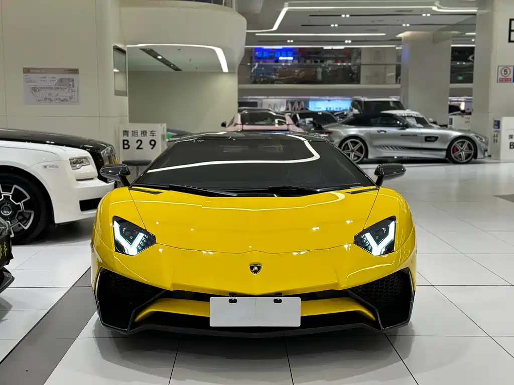 Lamborghini Aventador 2011 LP 700-4
