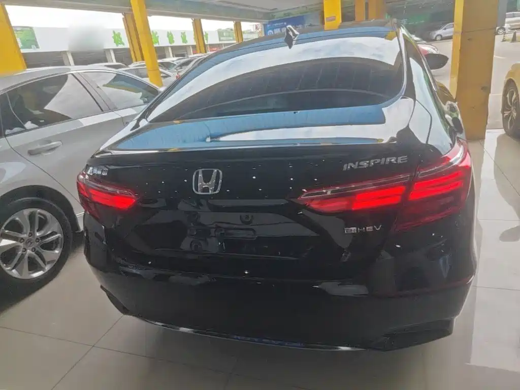 Honda Inspire — миниатюра 6