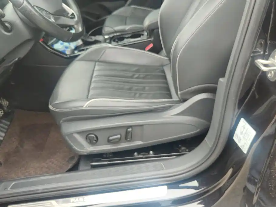 Volkswagen Passat — миниатюра 9