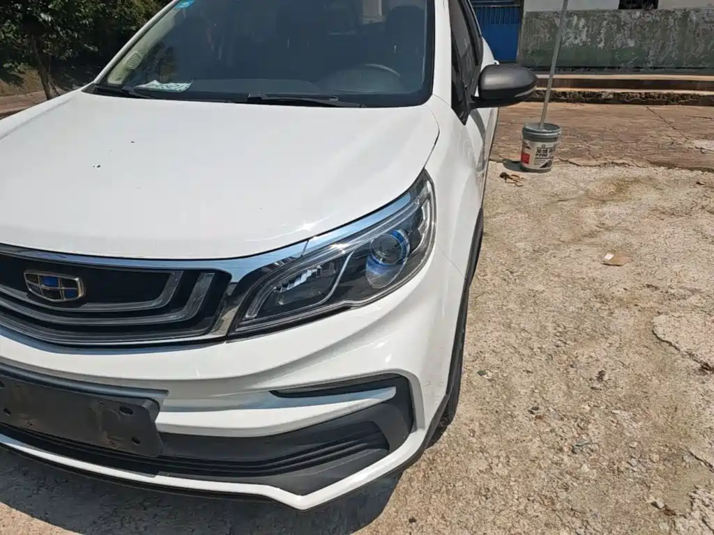 Geely Vision X3 — миниатюра 24