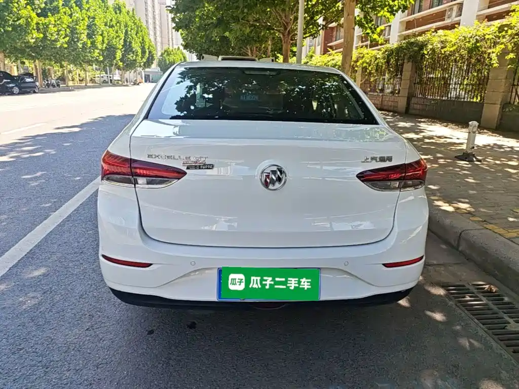 Buick Excelle — миниатюра 6