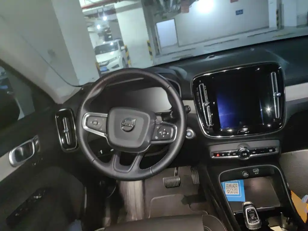 Volvo XC40 — миниатюра 6