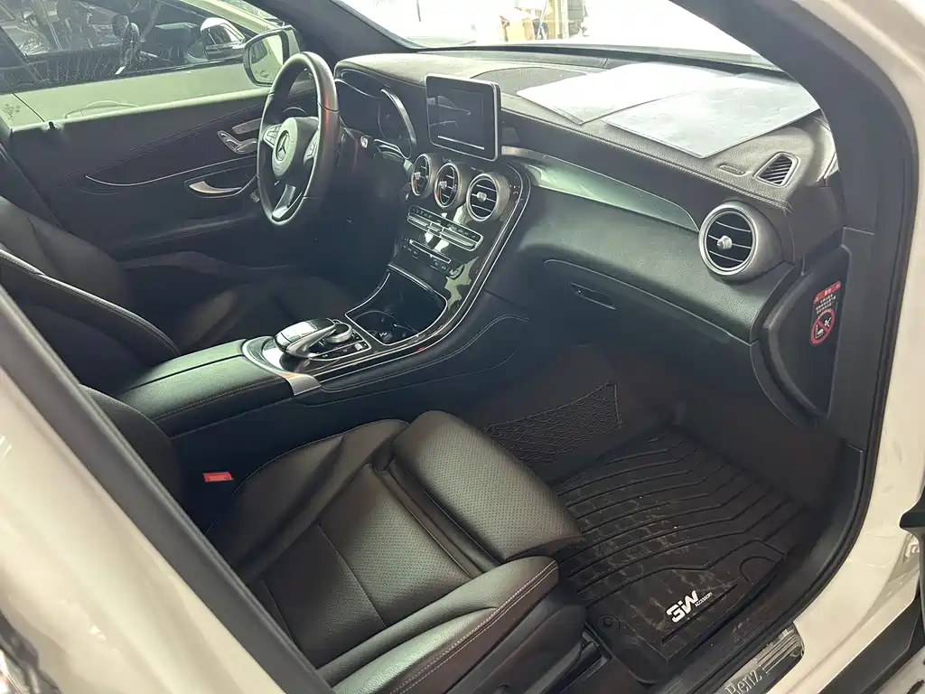 Mercedes-Benz GLC — миниатюра 5