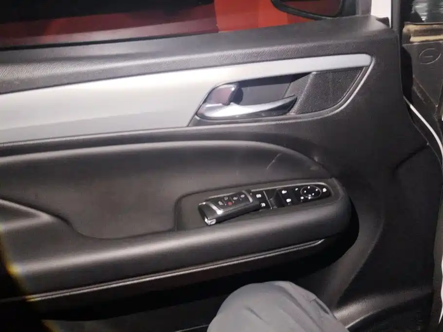 GAC Motor Trumpchi M6 — миниатюра 7