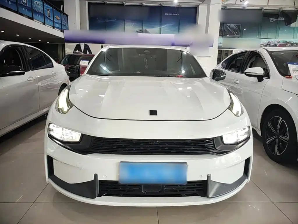 Lynk & Co 03 — миниатюра 3