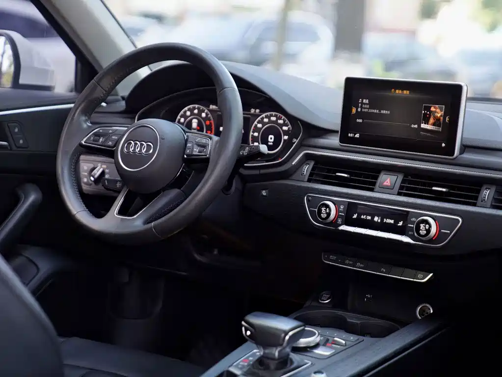Audi A4L — миниатюра 10