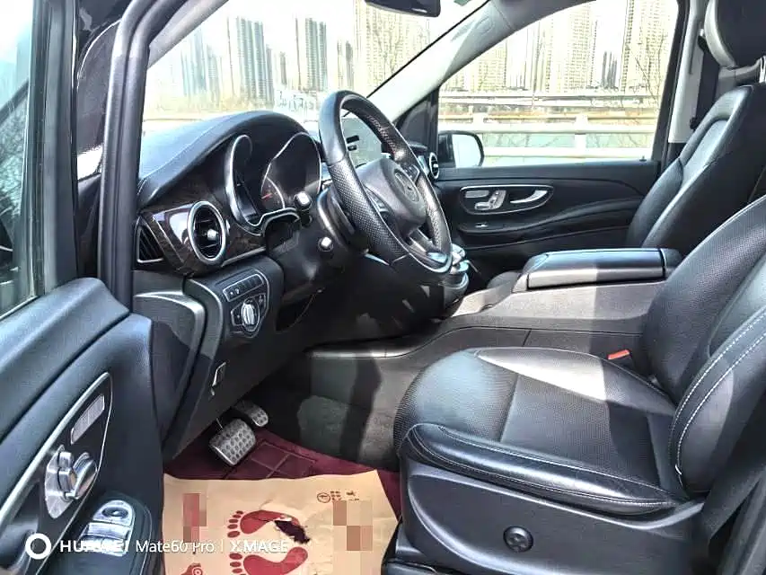 MERCEDES-BENZ V CLASS