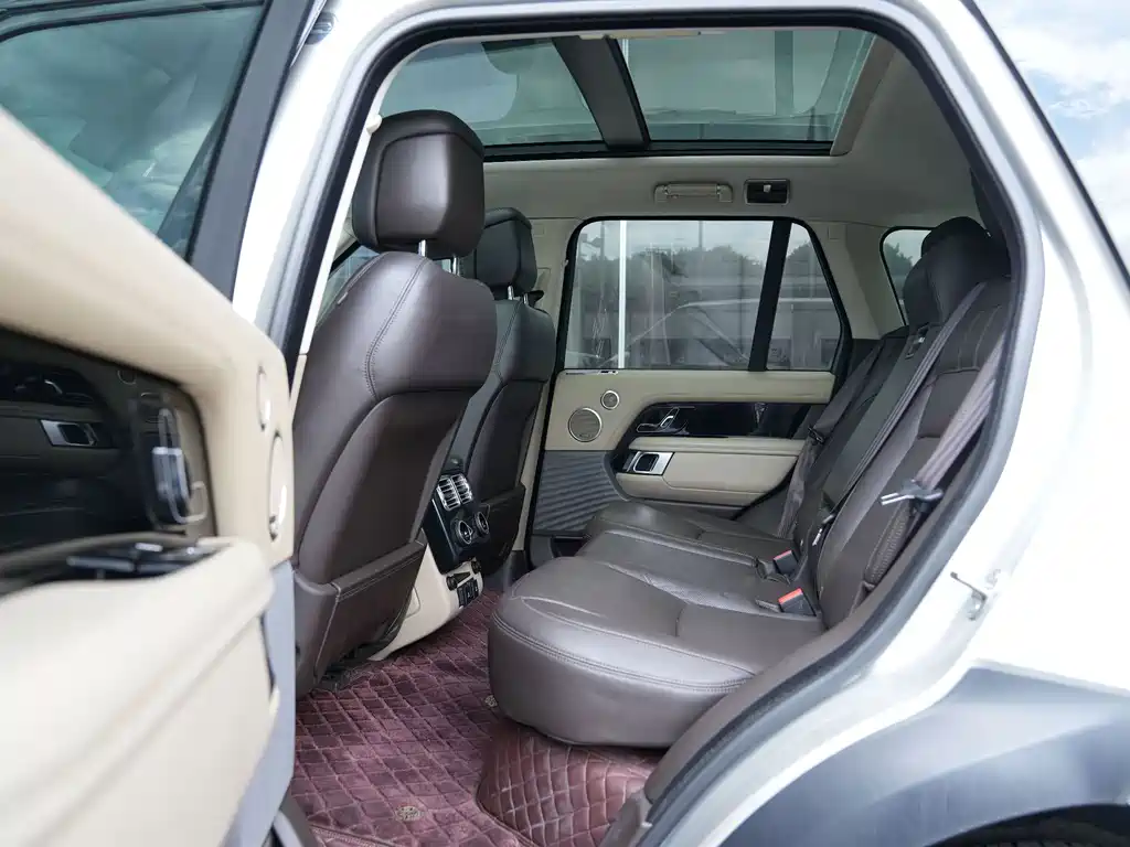Land Rover Range Rover — миниатюра 7