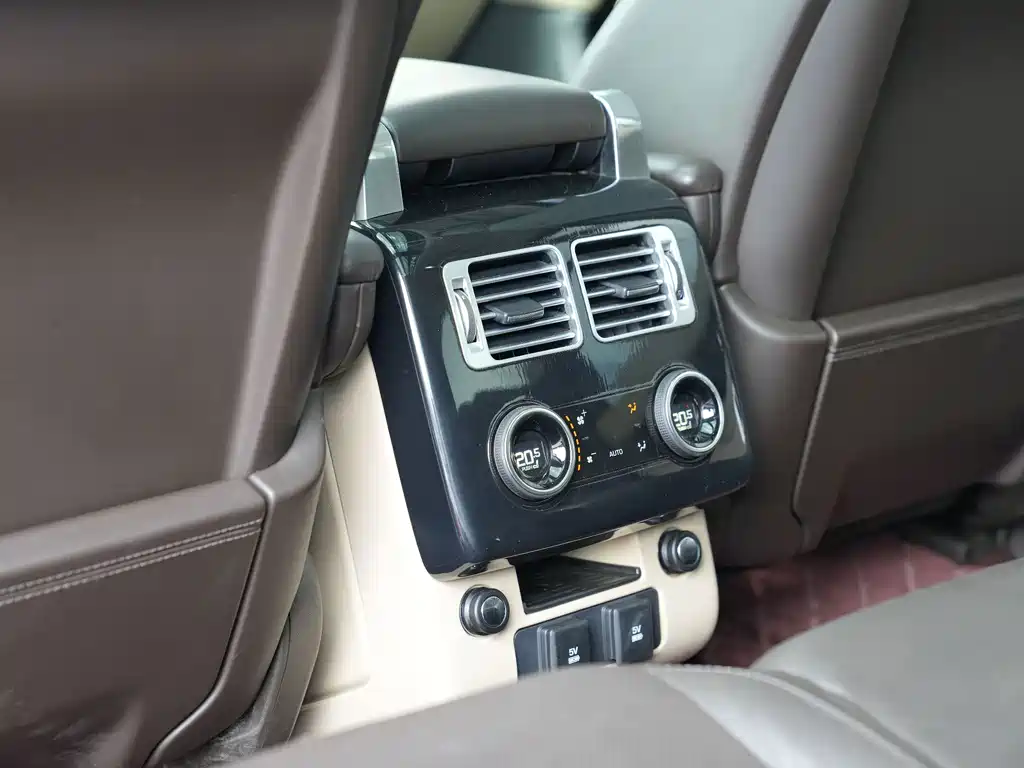 Land Rover Range Rover — миниатюра 12