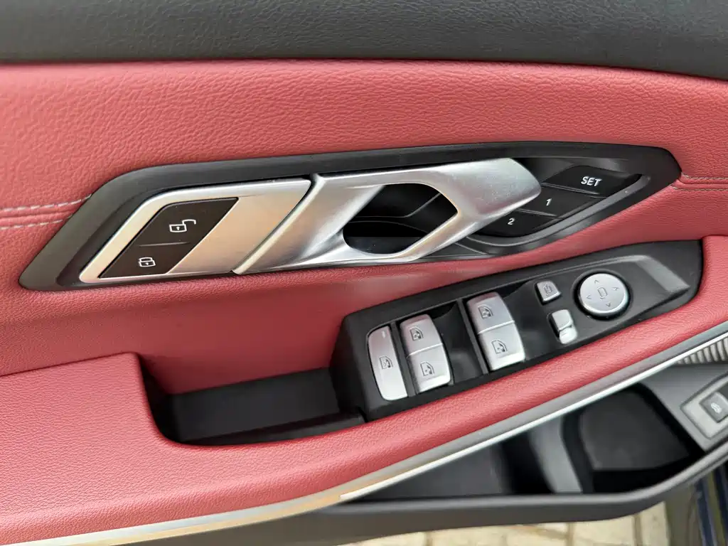 BMW 3 Series — миниатюра 13