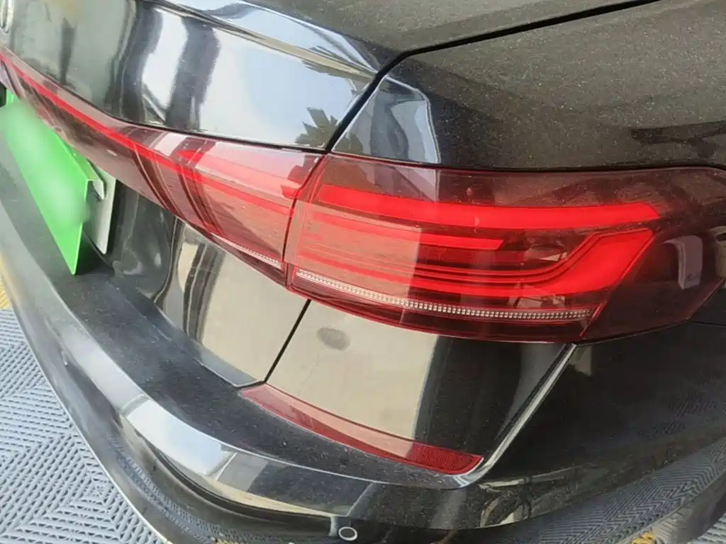 Volkswagen Passat — миниатюра 8