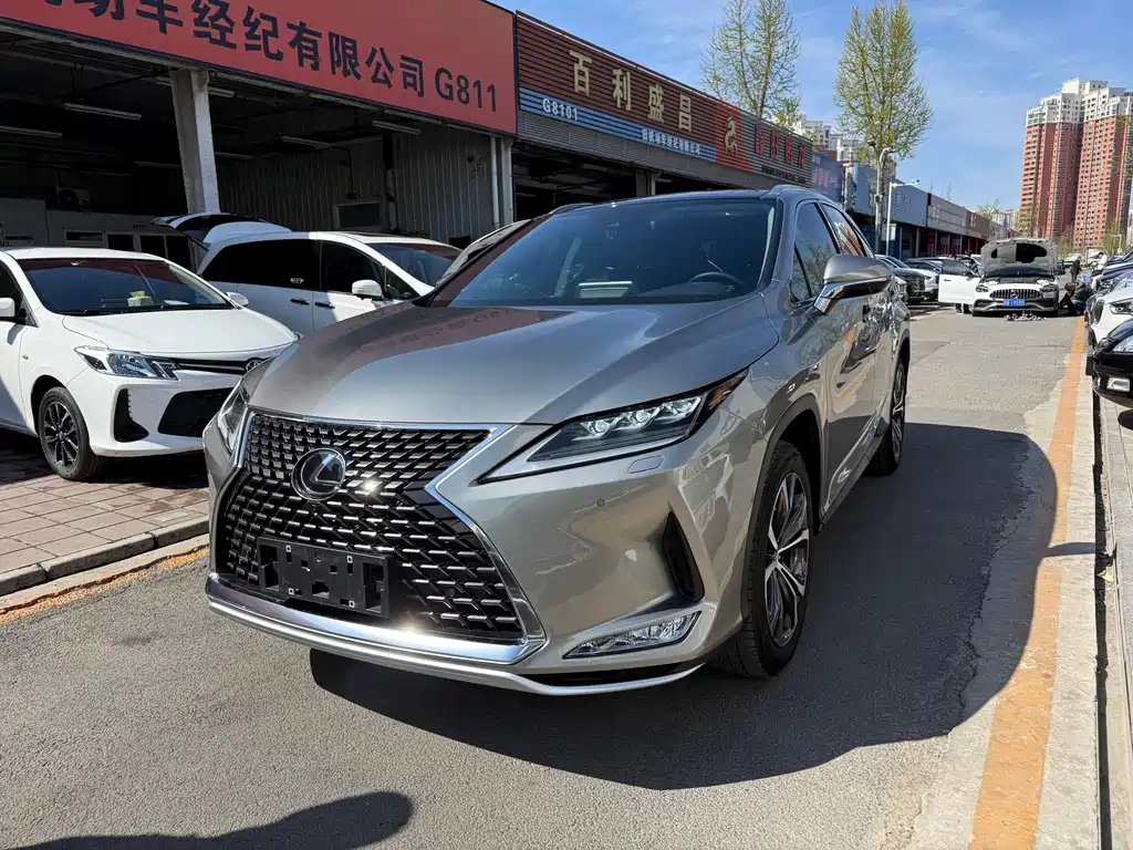 Lexus RX 2022
