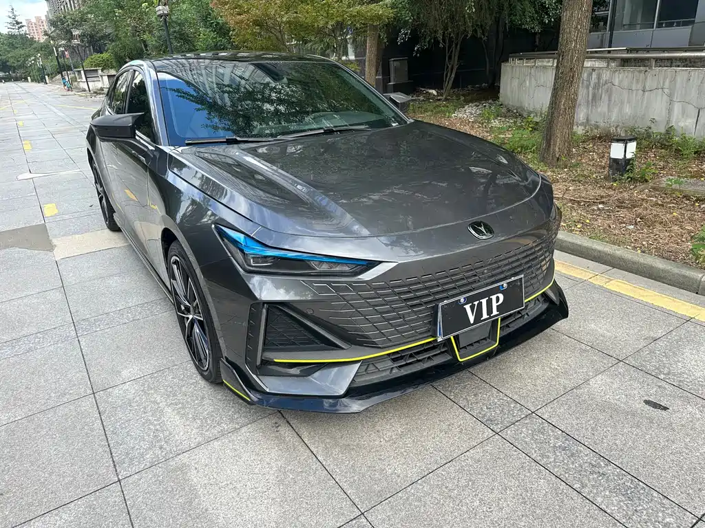 Changan UNI-V — миниатюра 3