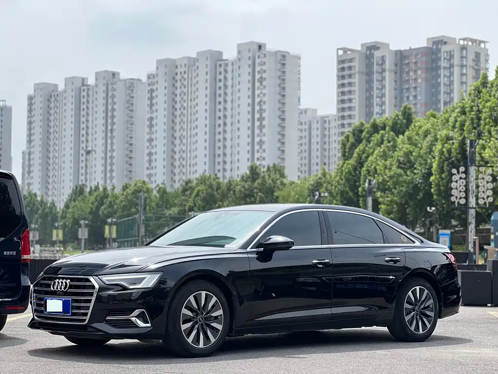 Купить Audi A6L
