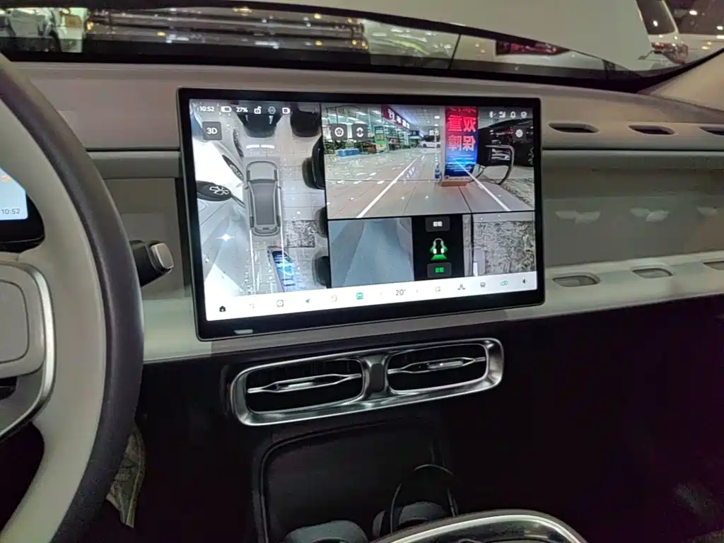 Leapmotor Leapmotor B10 — миниатюра 13
