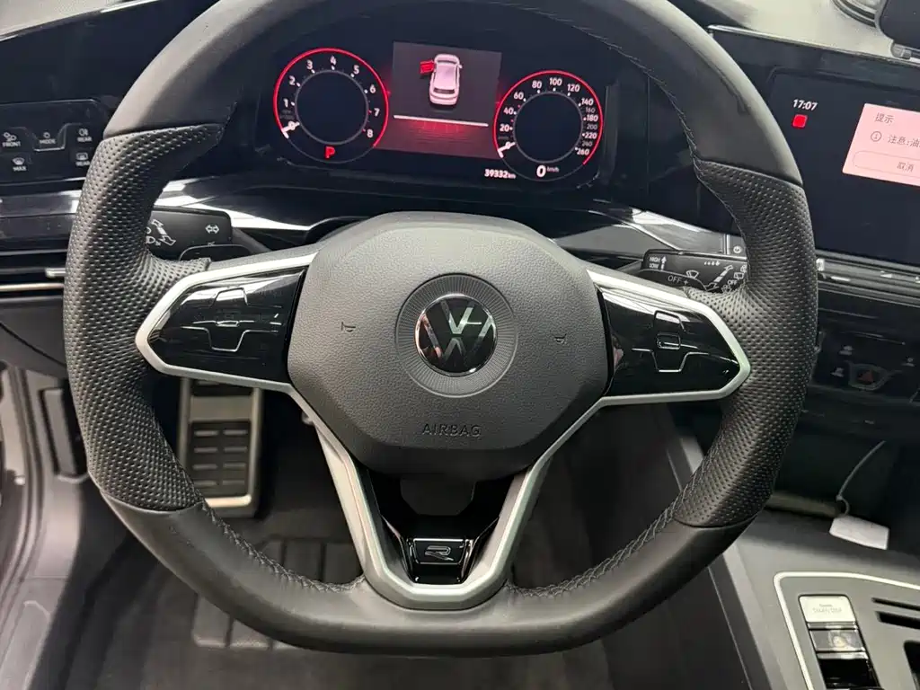 Volkswagen Golf — миниатюра 10