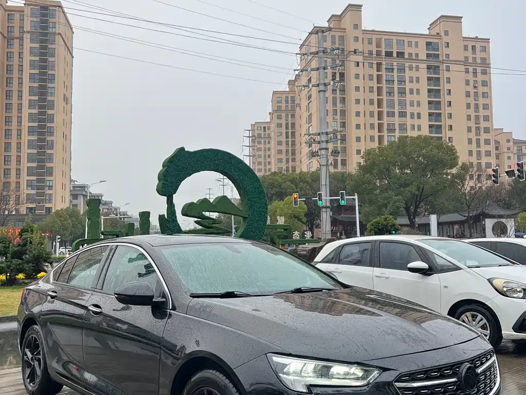 Buick Regal 2021