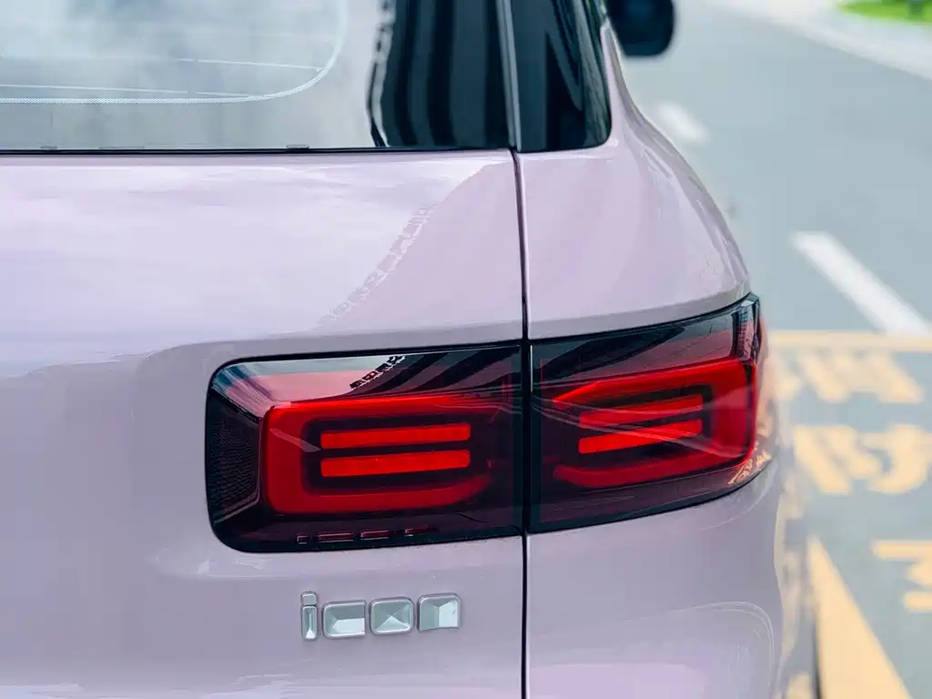 Geely Icon 2025 1.5TD