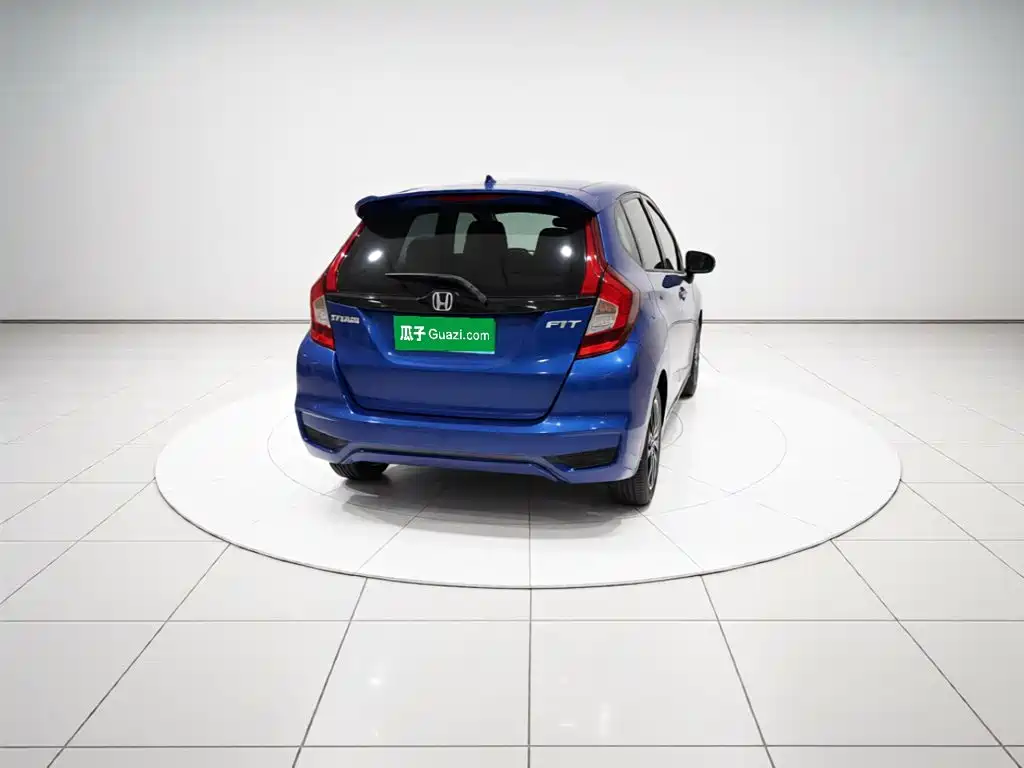 Honda Fit — миниатюра 5