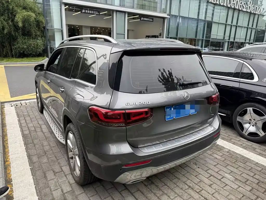 Mercedes-Benz GLB — миниатюра 7