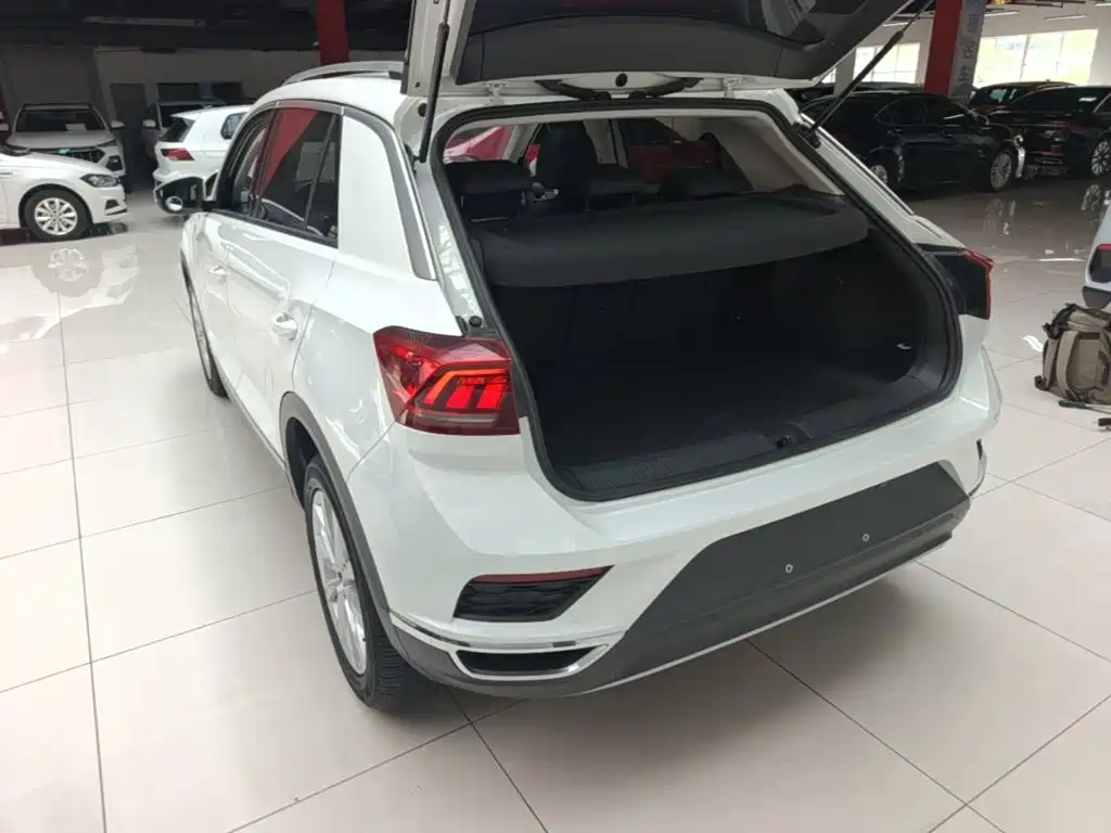Volkswagen T-Roc — миниатюра 5