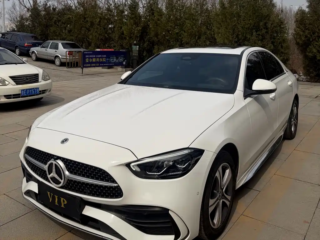 Mercedes-Benz C-Class 2023