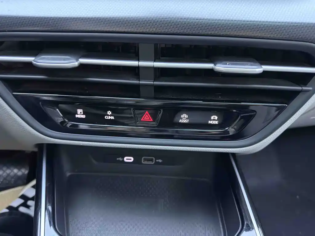 Volkswagen Lamando — миниатюра 13