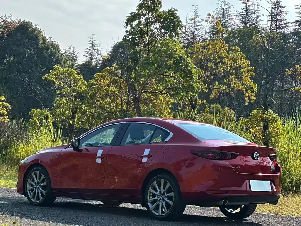 Mazda 3 Axela — миниатюра 6