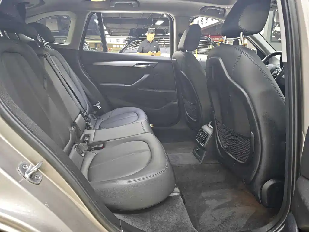 BMW X1 — миниатюра 6