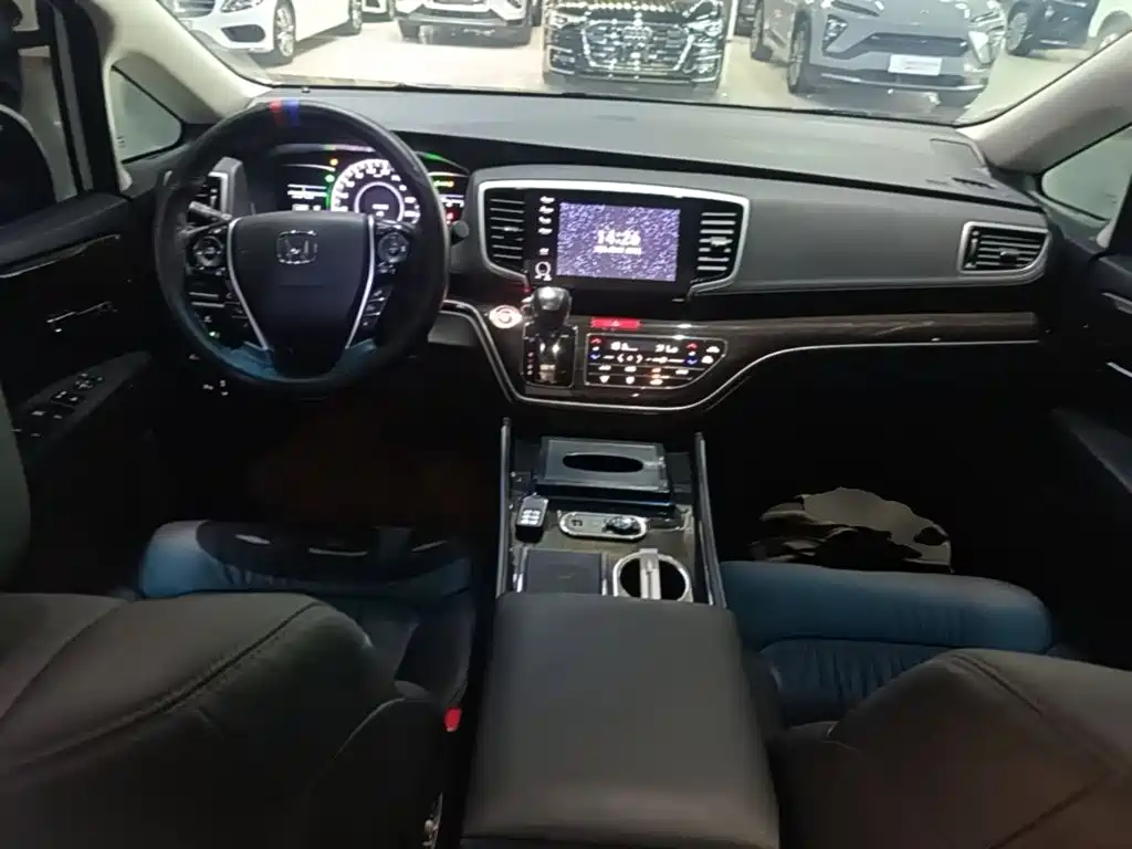 Honda Odyssey — миниатюра 10
